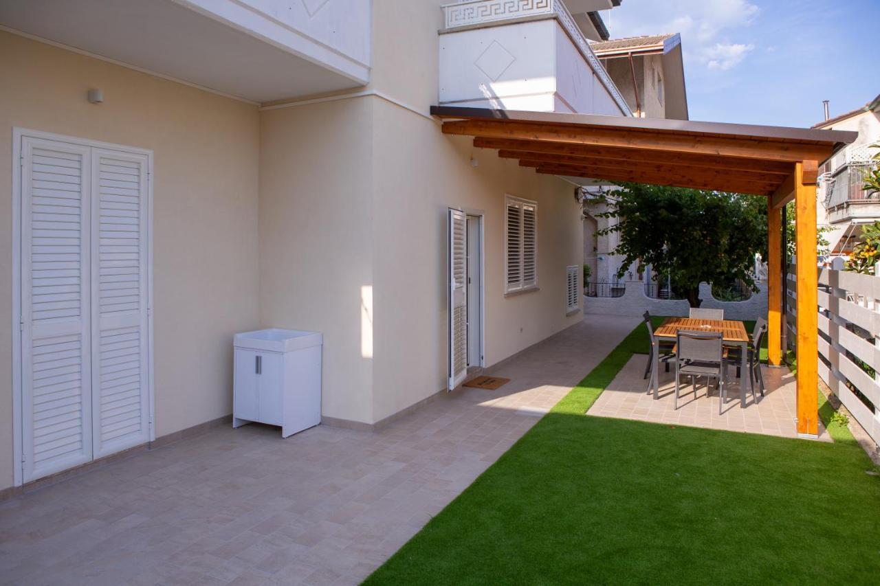 לינה וארוחת בוקר מרטינסיקורו Aria Di Sale מראה חיצוני תמונה